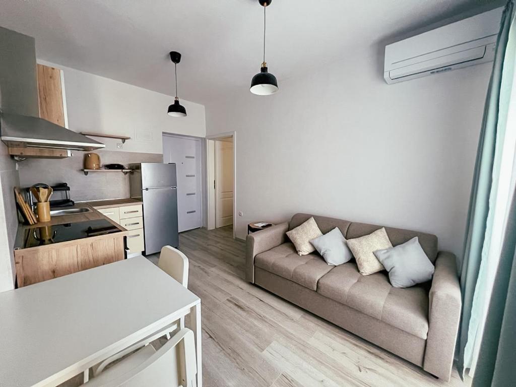 Apartments Happy ซูโกชัน ภายนอก รูปภาพ