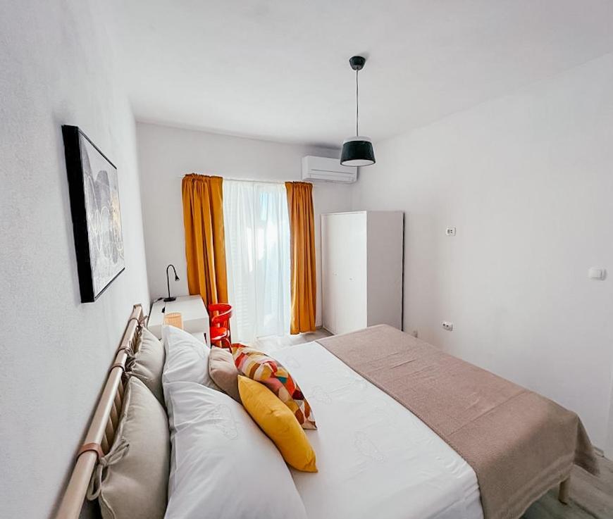 Apartments Happy ซูโกชัน ภายนอก รูปภาพ